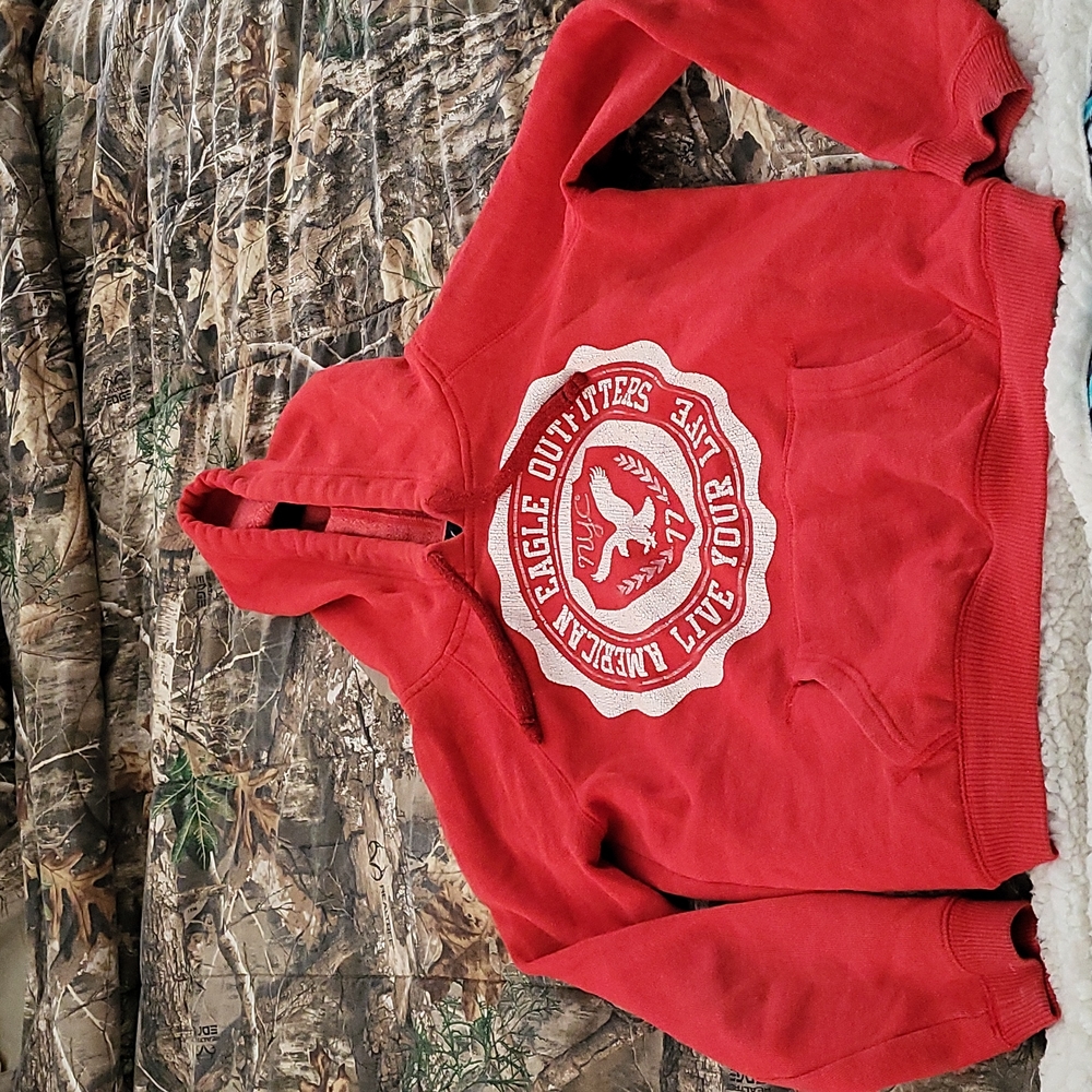 American eagle sweater